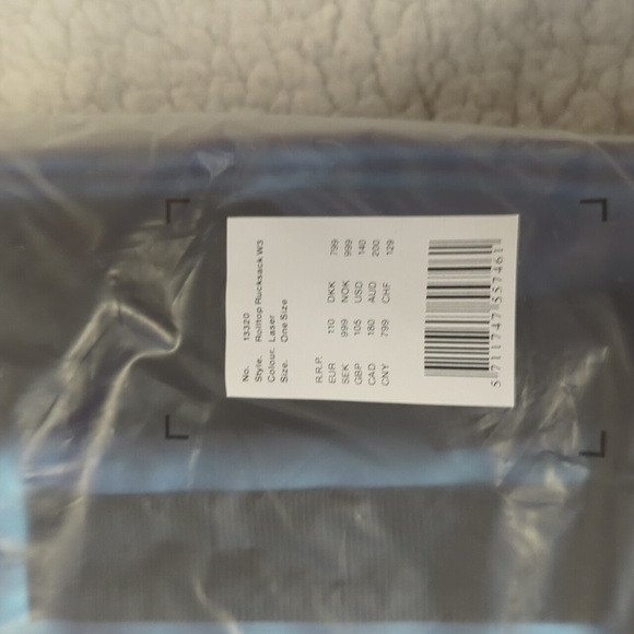 RAINS Rolltop Rucksack/Backpack Laser Blue waterproof - Picture 4 of 8